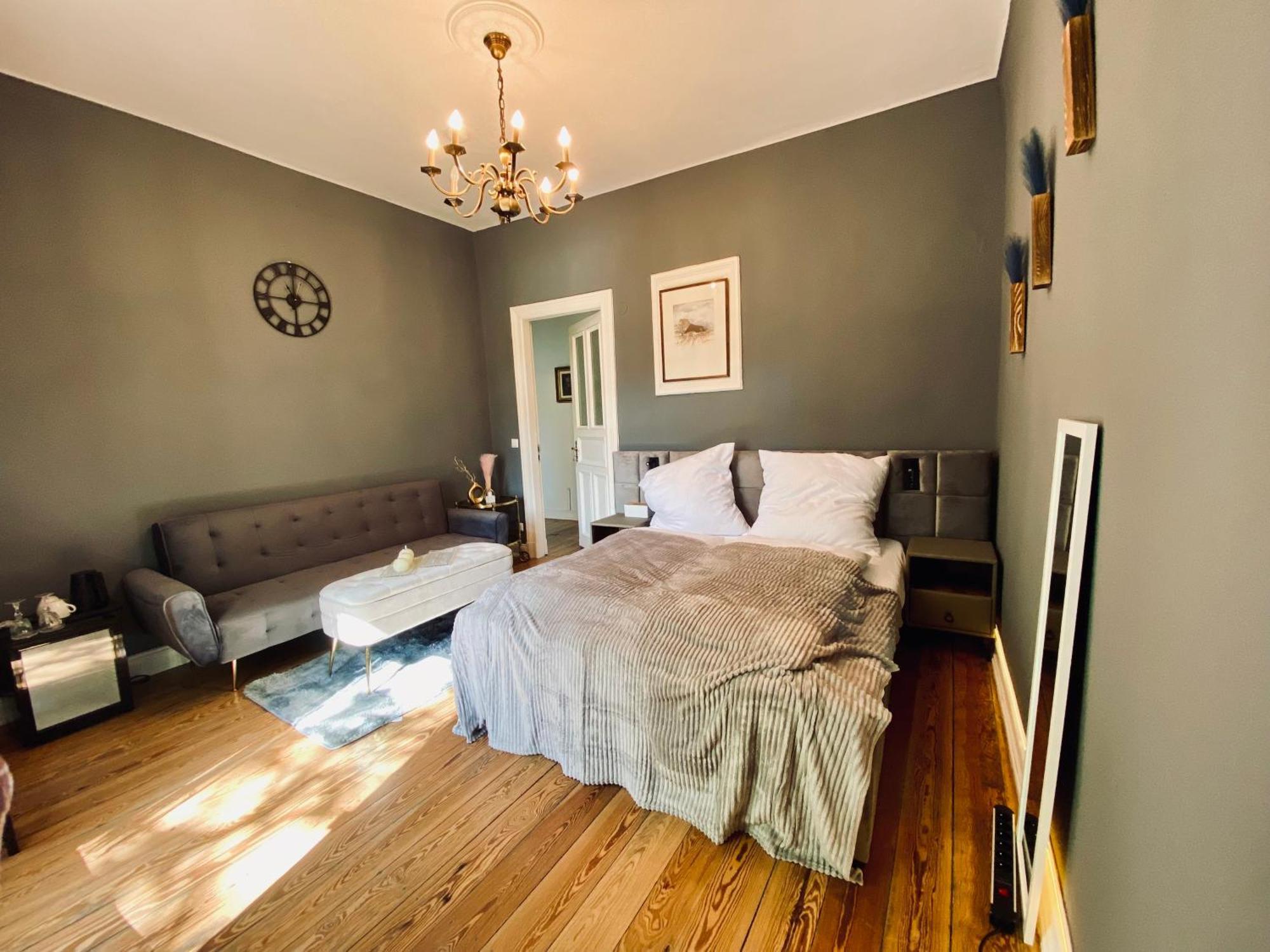 Ad Gaestezimmer Winterhude Apartment *