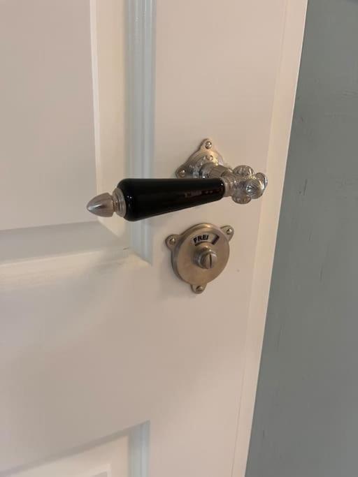 Gemuetliche, Grosse 6-zkb,eg-wohnung Im Herzen Eimsbuettels-2wc&2duschen Hamburg-Harburg