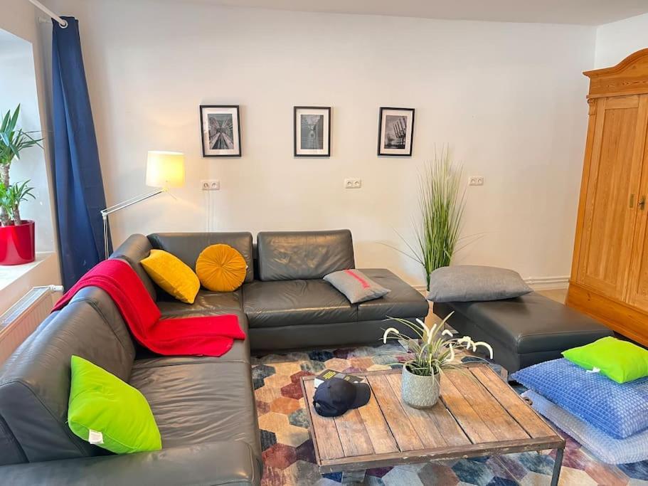 Gemuetliche, Grosse 6-zkb,eg-wohnung Im Herzen Eimsbuettels-2wc&2duschen Appartement *