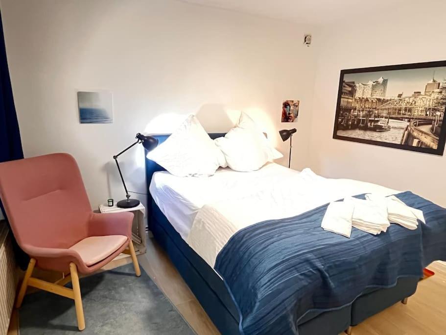 Appartement Gemuetliche, Grosse 6-zkb,eg-wohnung Im Herzen Eimsbuettels-2wc&2duschen Hamburg-Harburg
