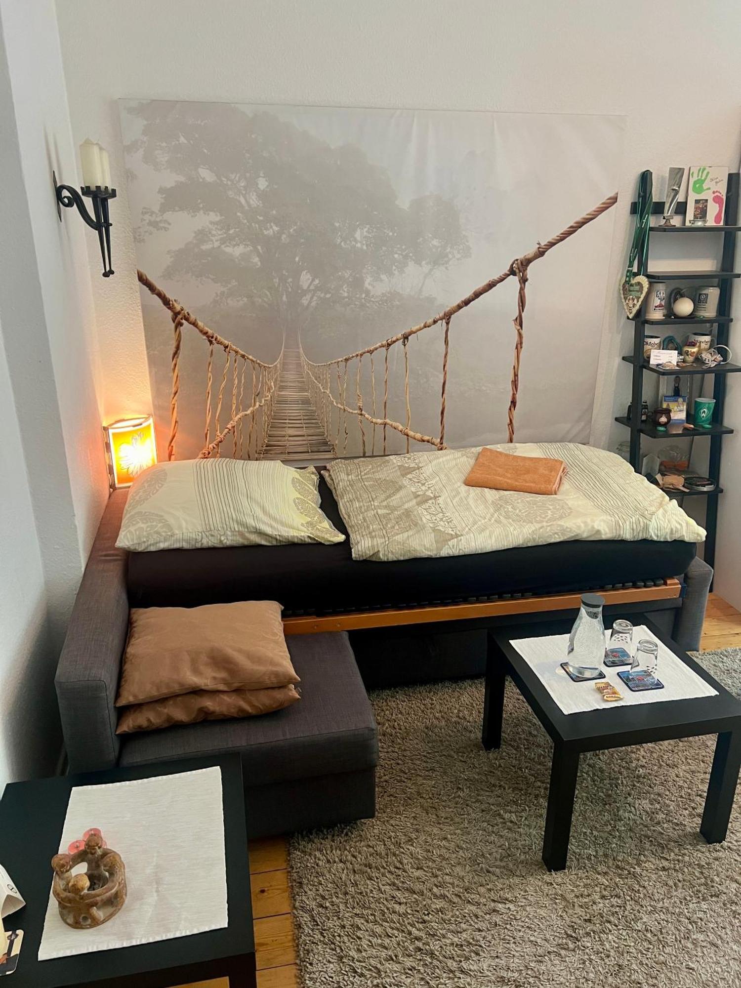 Zwischen Stadtpark Und Alsterlauf Budget Homestay Hamburg