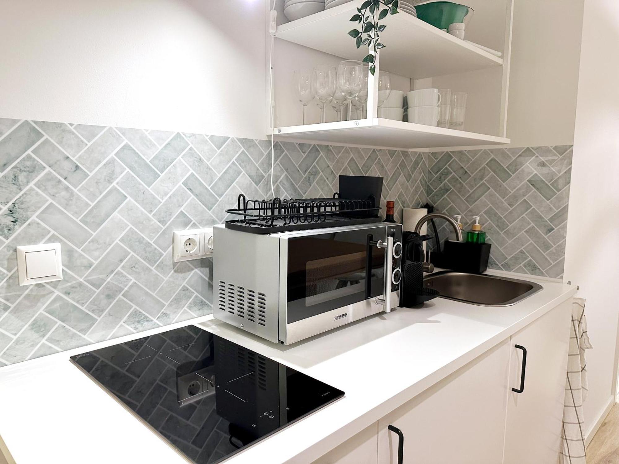 Apartment Gemuetliches 2 Ambient Mit Queensize-bett , Etagenbett& Schlafsofa In Alsternaehe *