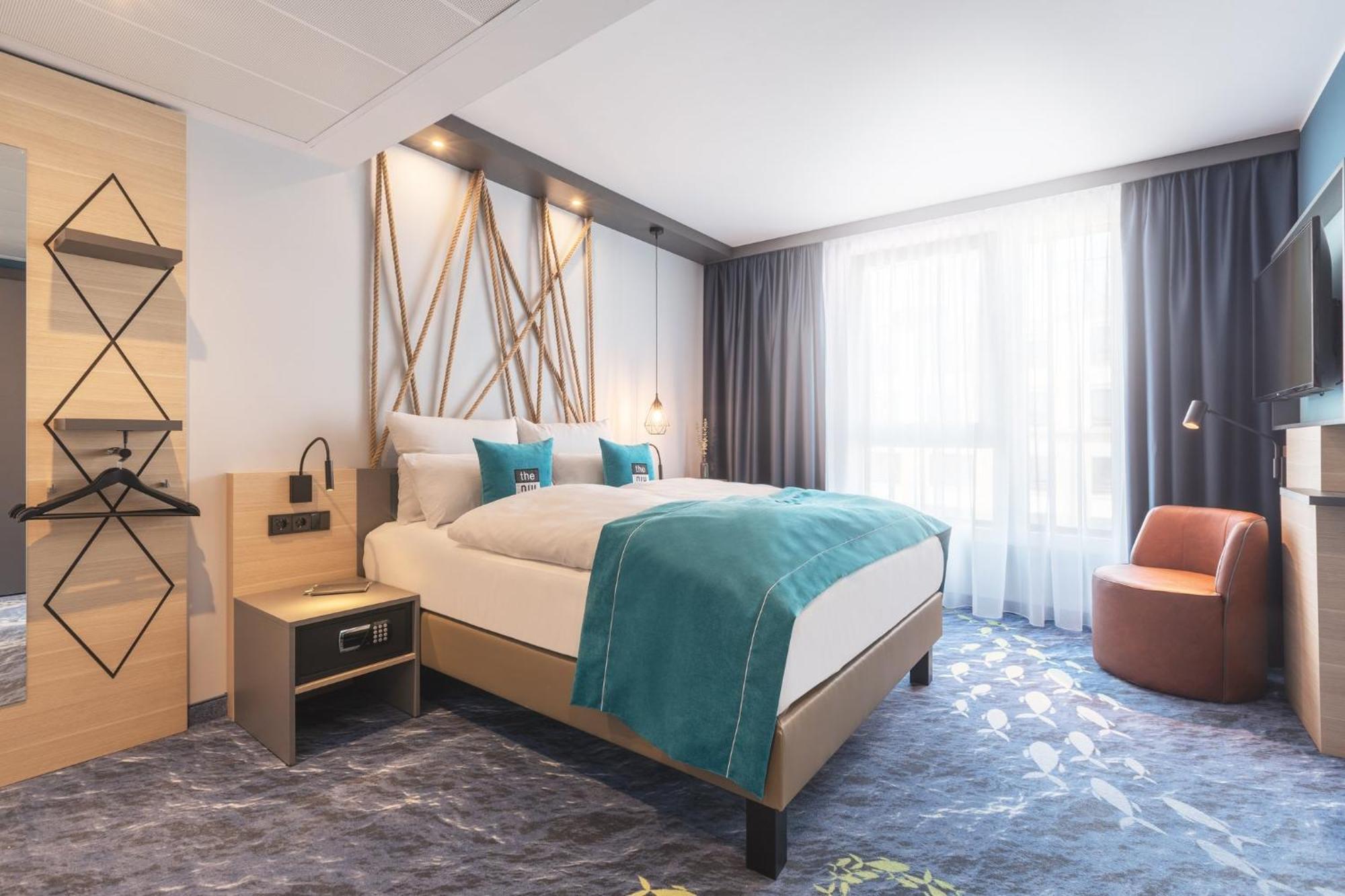 - The Niu, Yen By Ihg 3* Hamburg-Harburg