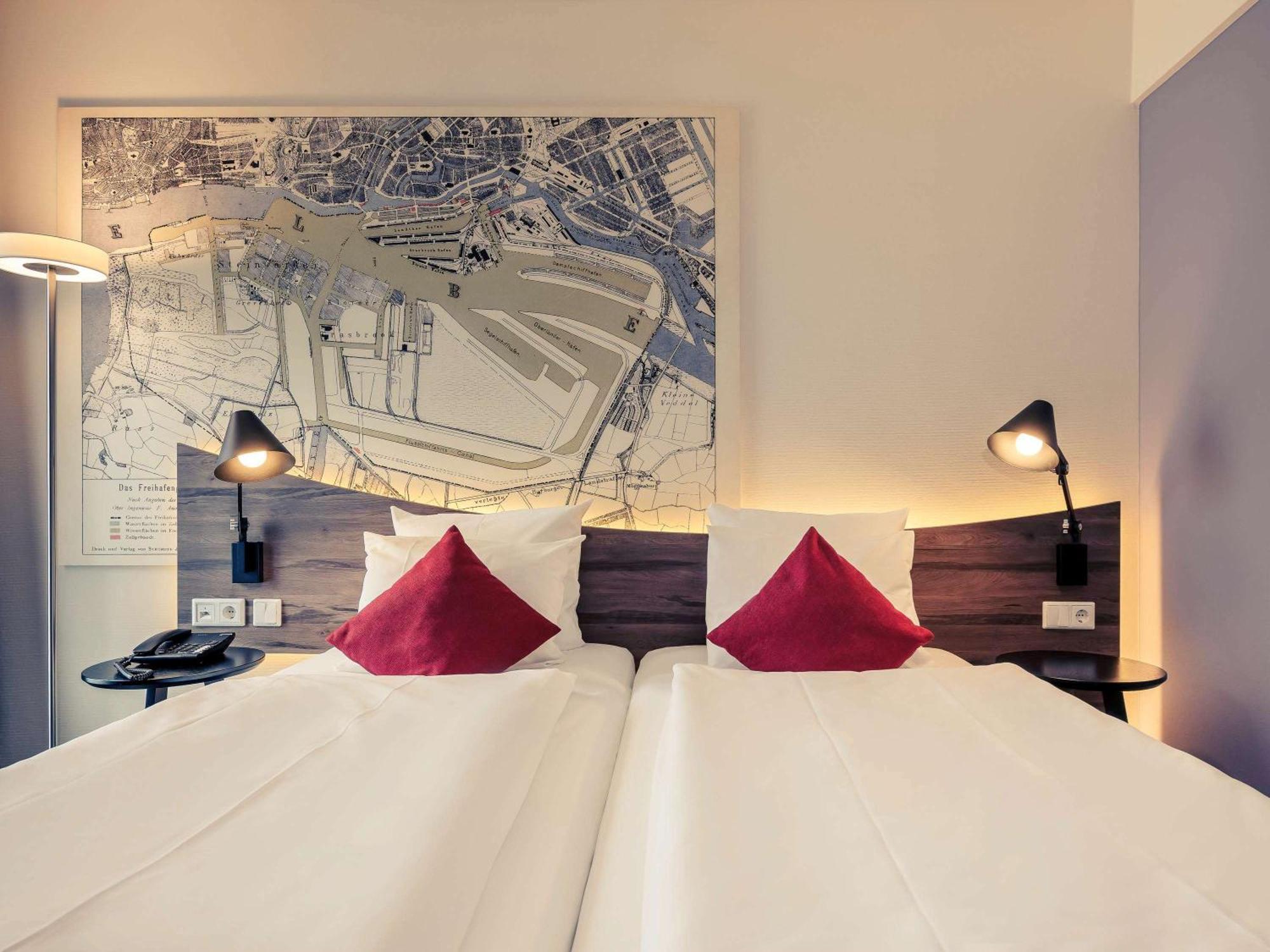 Mercure Mitte 4*