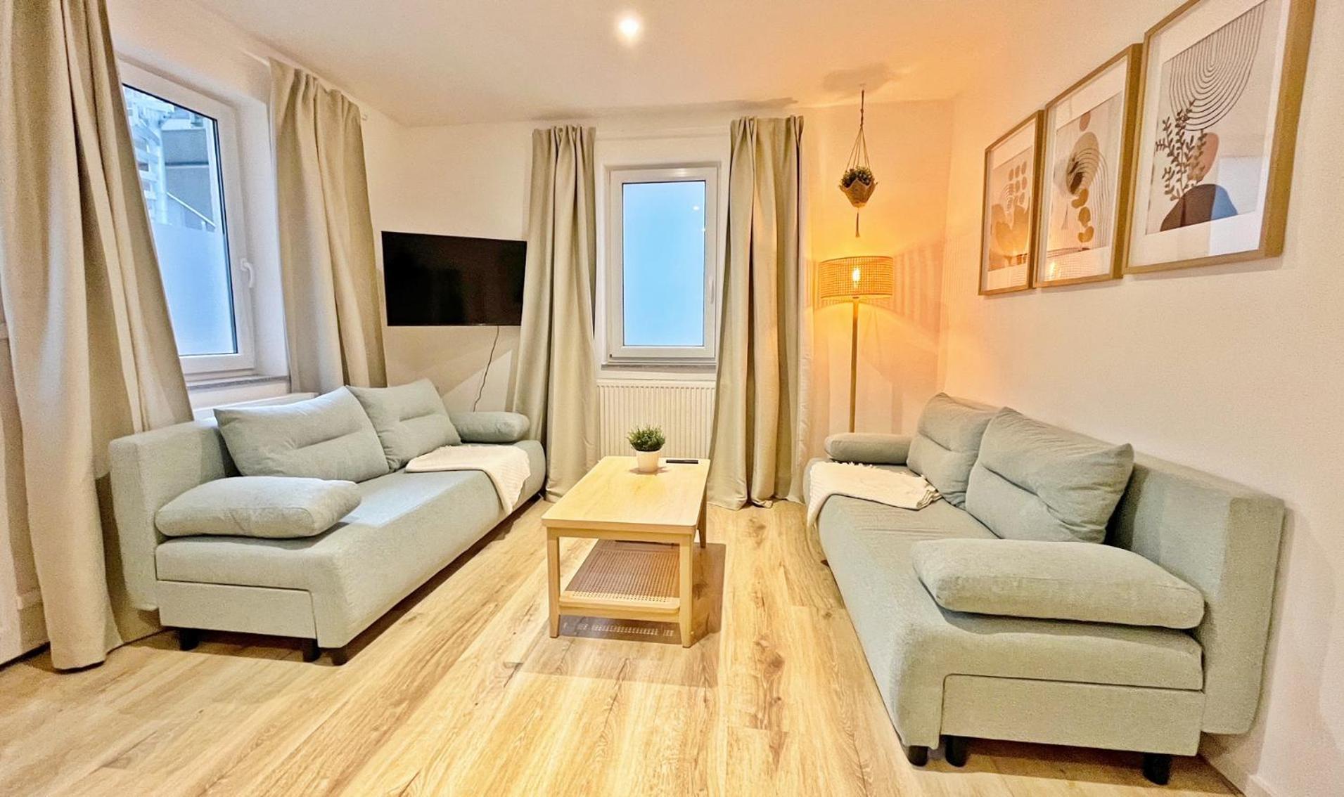 Apartment Gemuetliches 2 Ambient Mit Queensize-bett , Etagenbett& Schlafsofa In Alsternaehe *