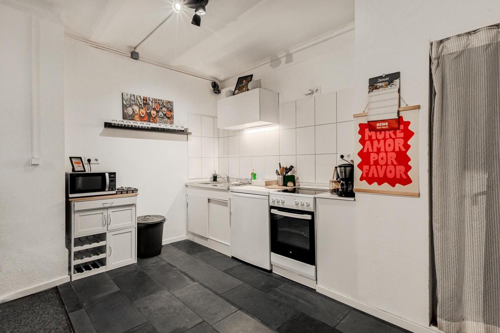 Stadtnahe & Ruhig Gelegen, Fusslaeufig Zur Alster Appartement *