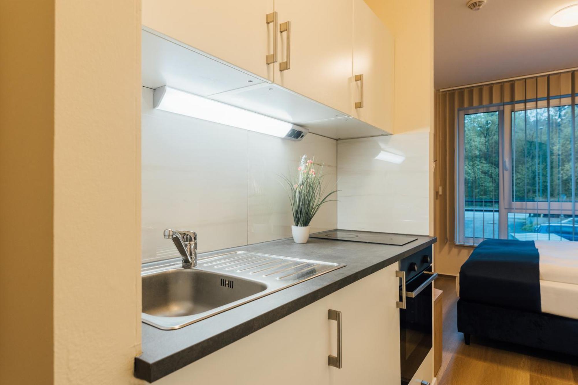 Hotel Myky Aparthotel Harburg - Free Parking