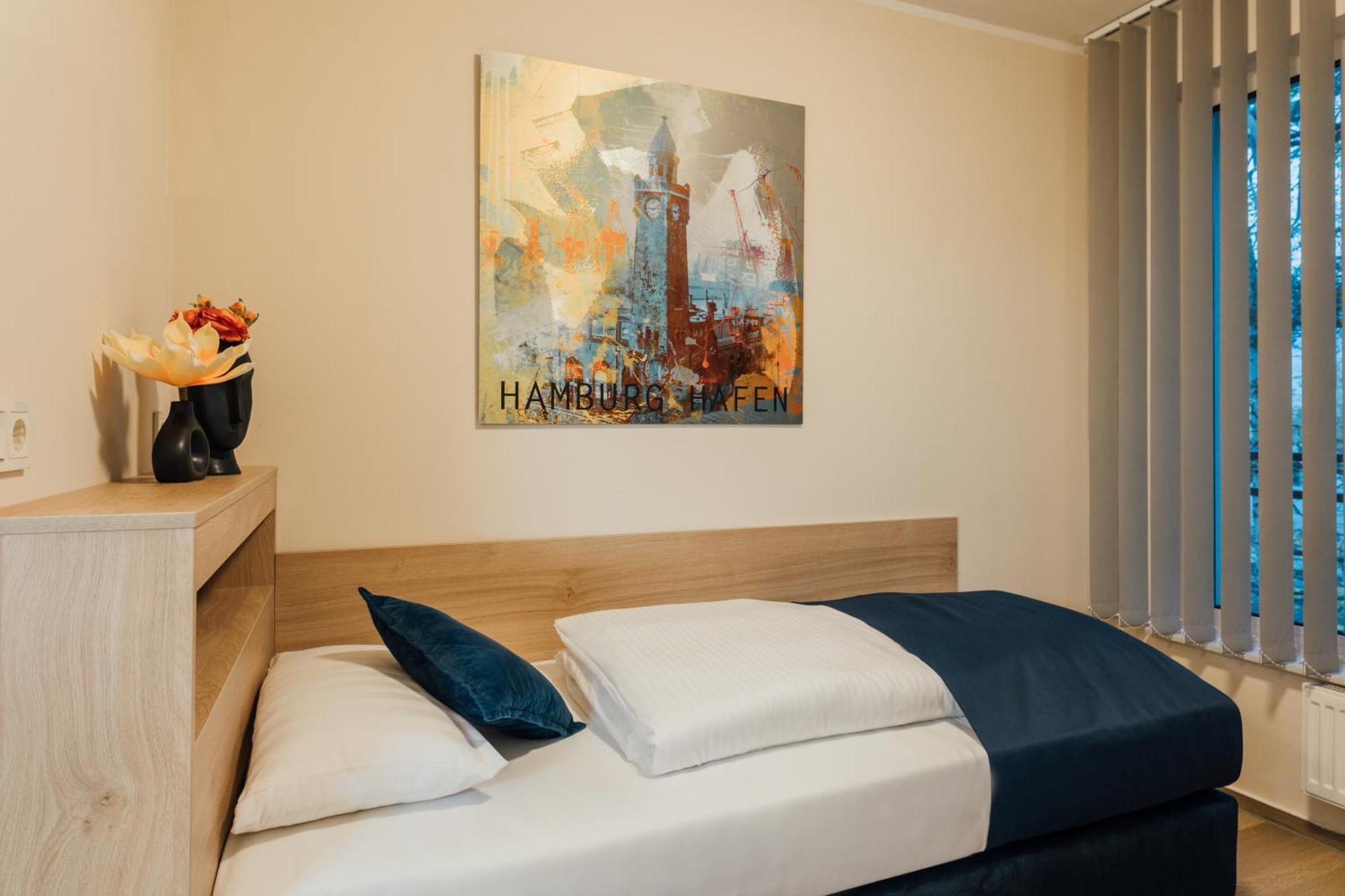 Myky Aparthotel Harburg - Free Parking *