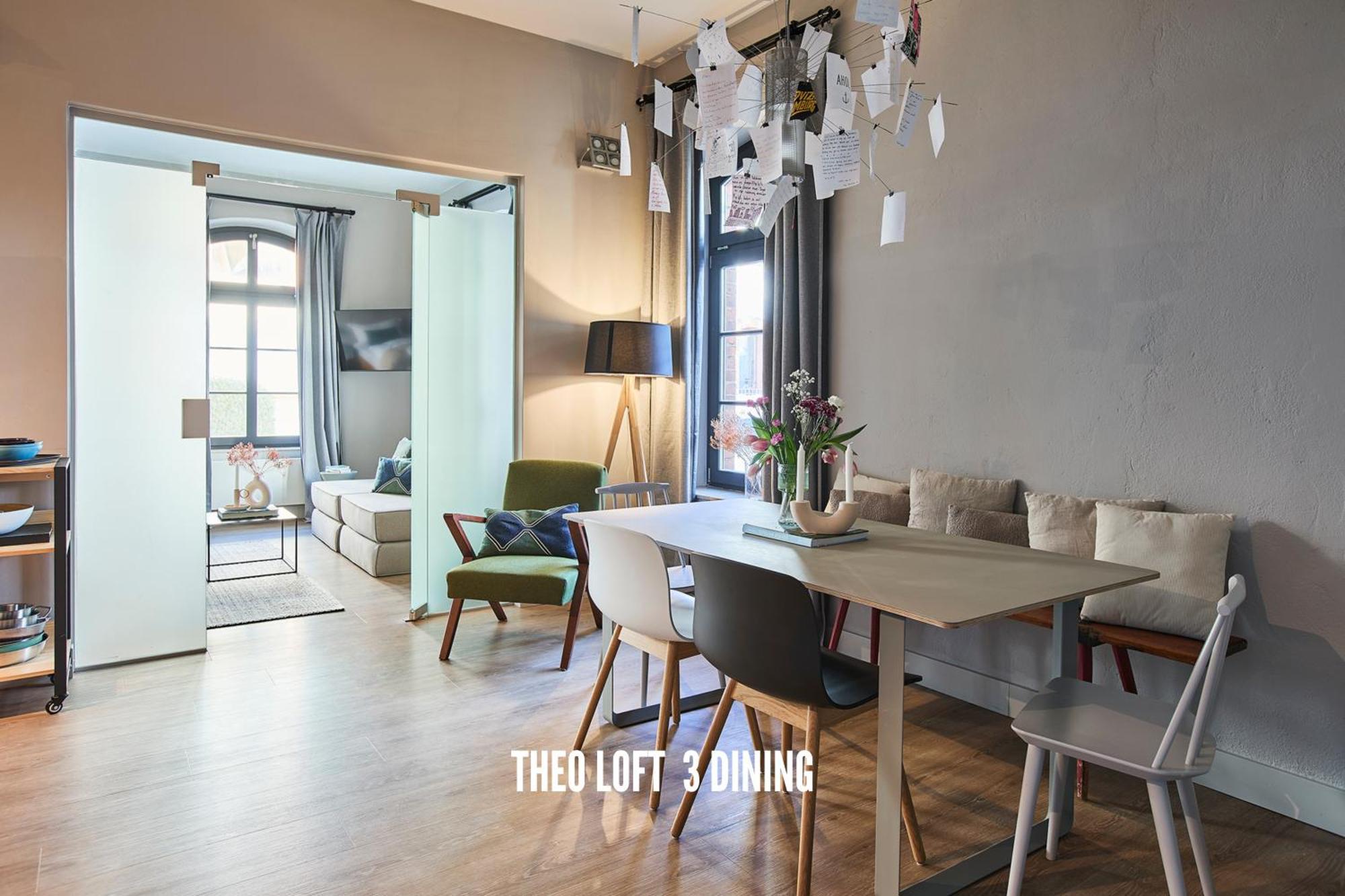 Theoloft Apartment