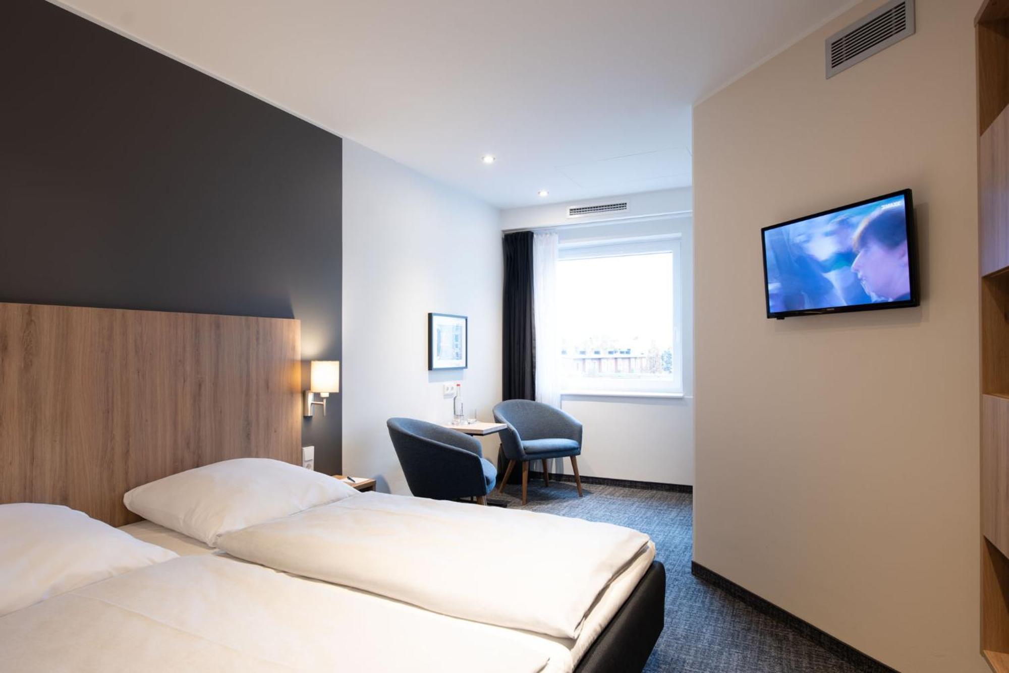 Hotel Egon City