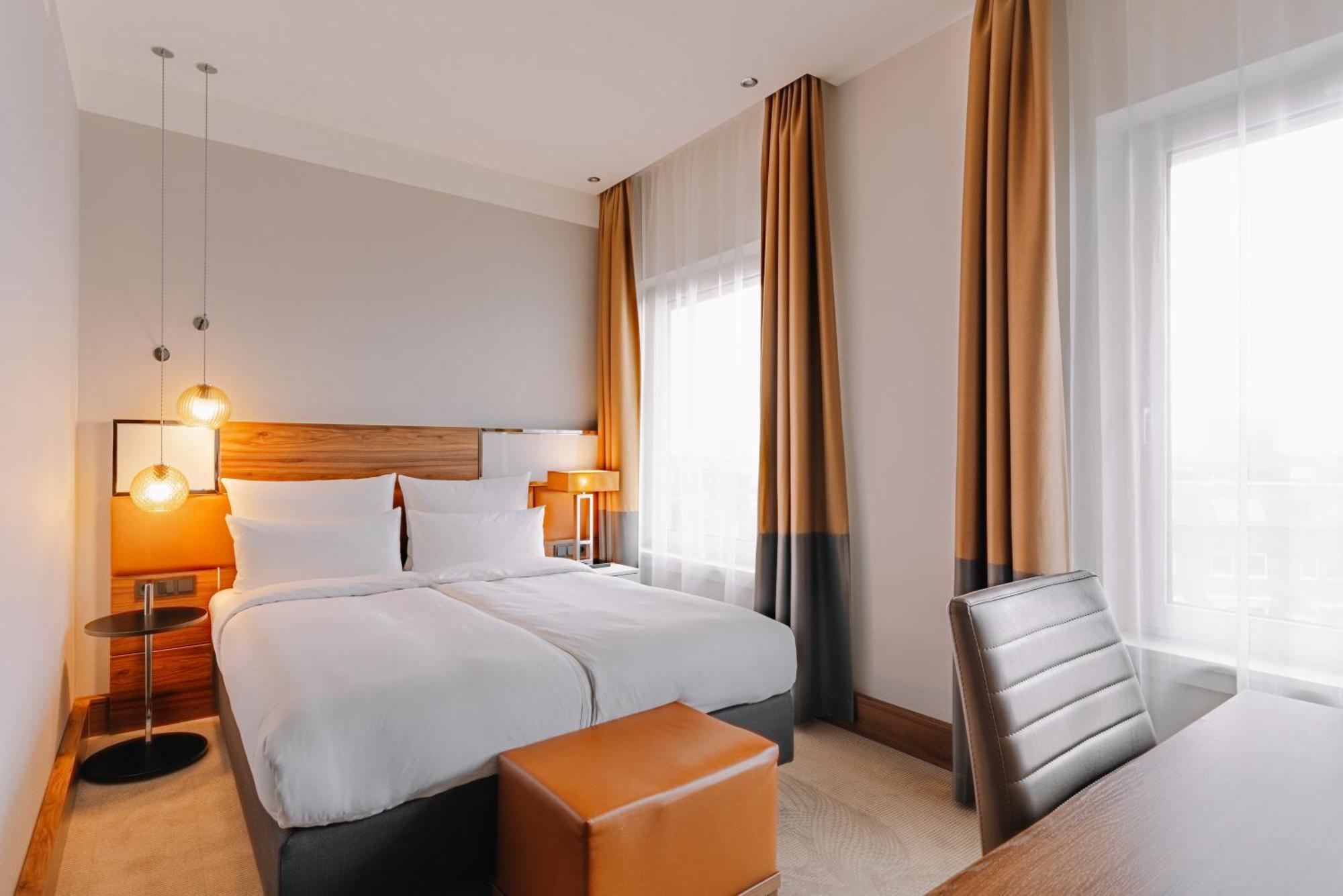 Hotel Reichshof Hamburg
