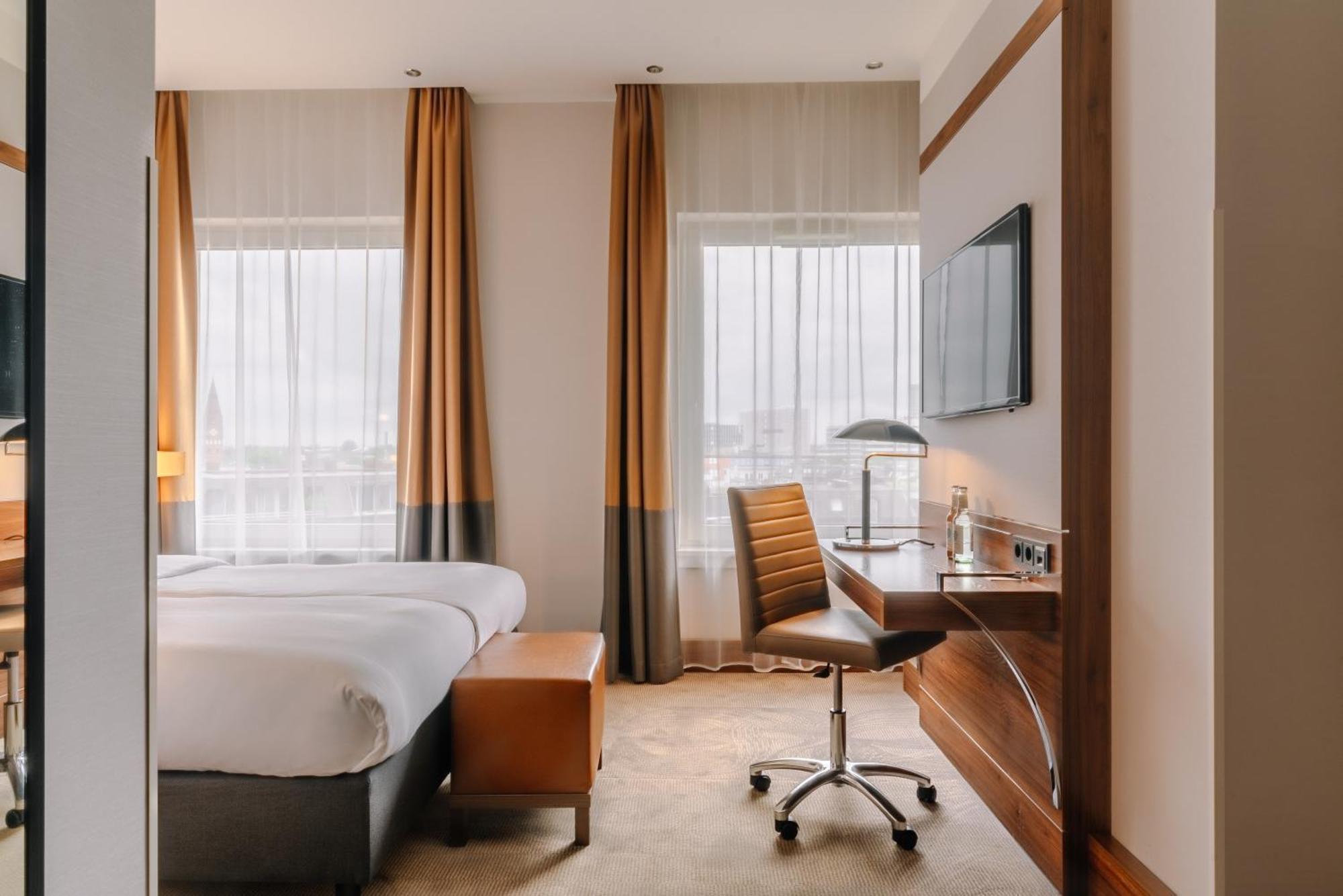 Reichshof Hotel