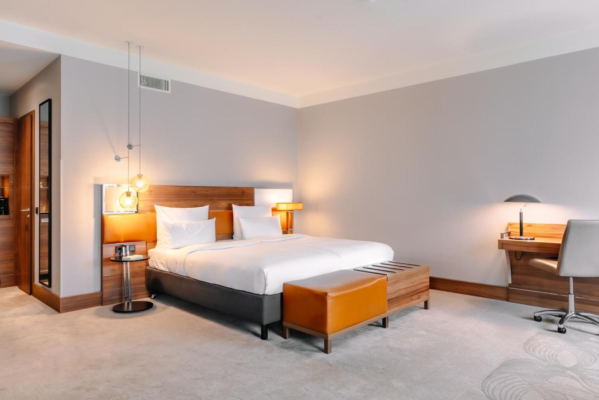 Hotel Reichshof Hamburg
