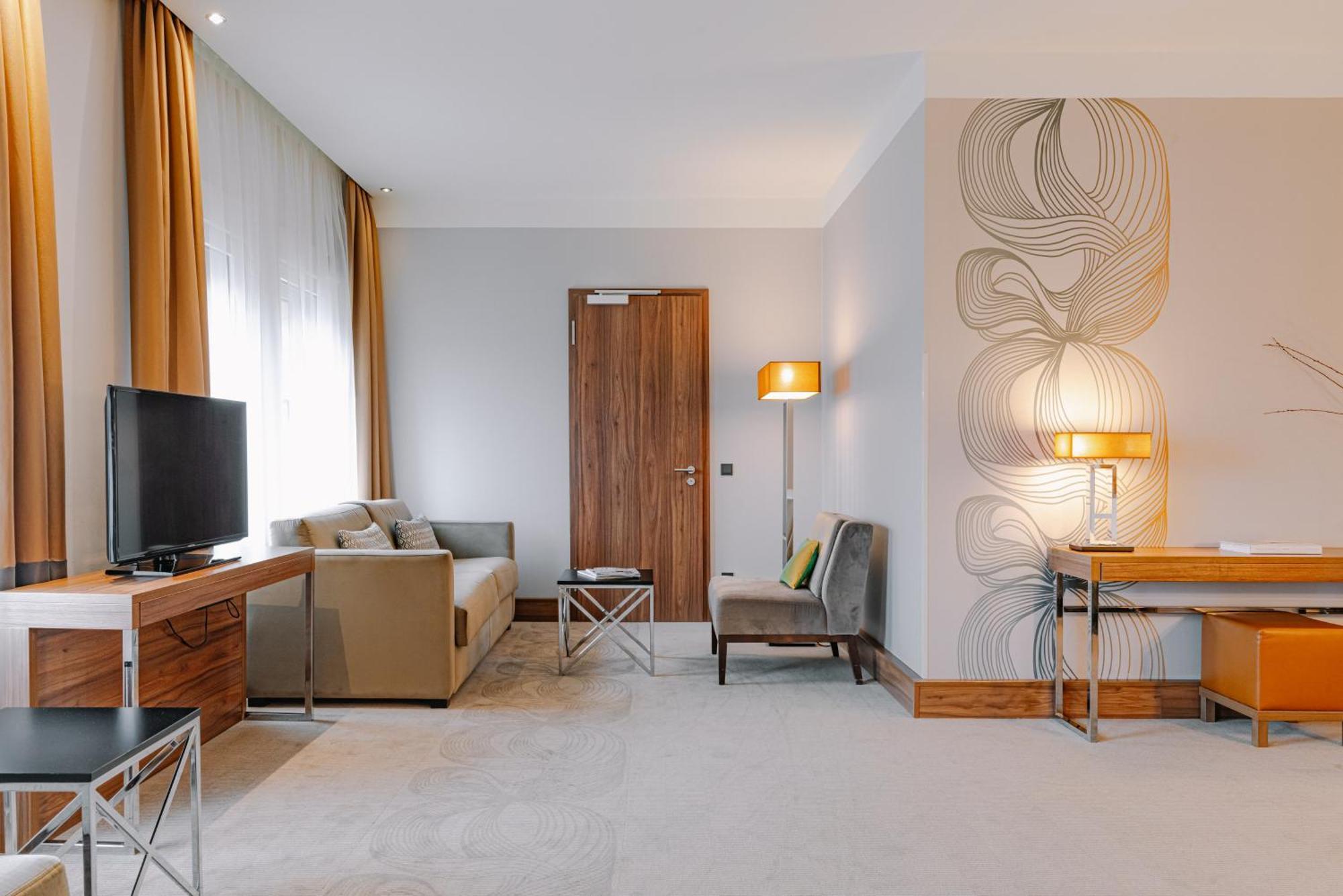 Hotel Reichshof 4*