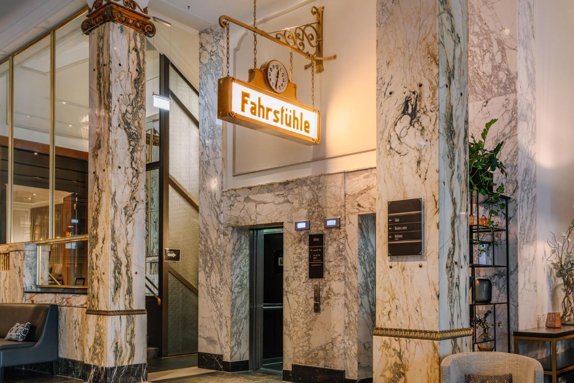Hotel Reichshof 4*
