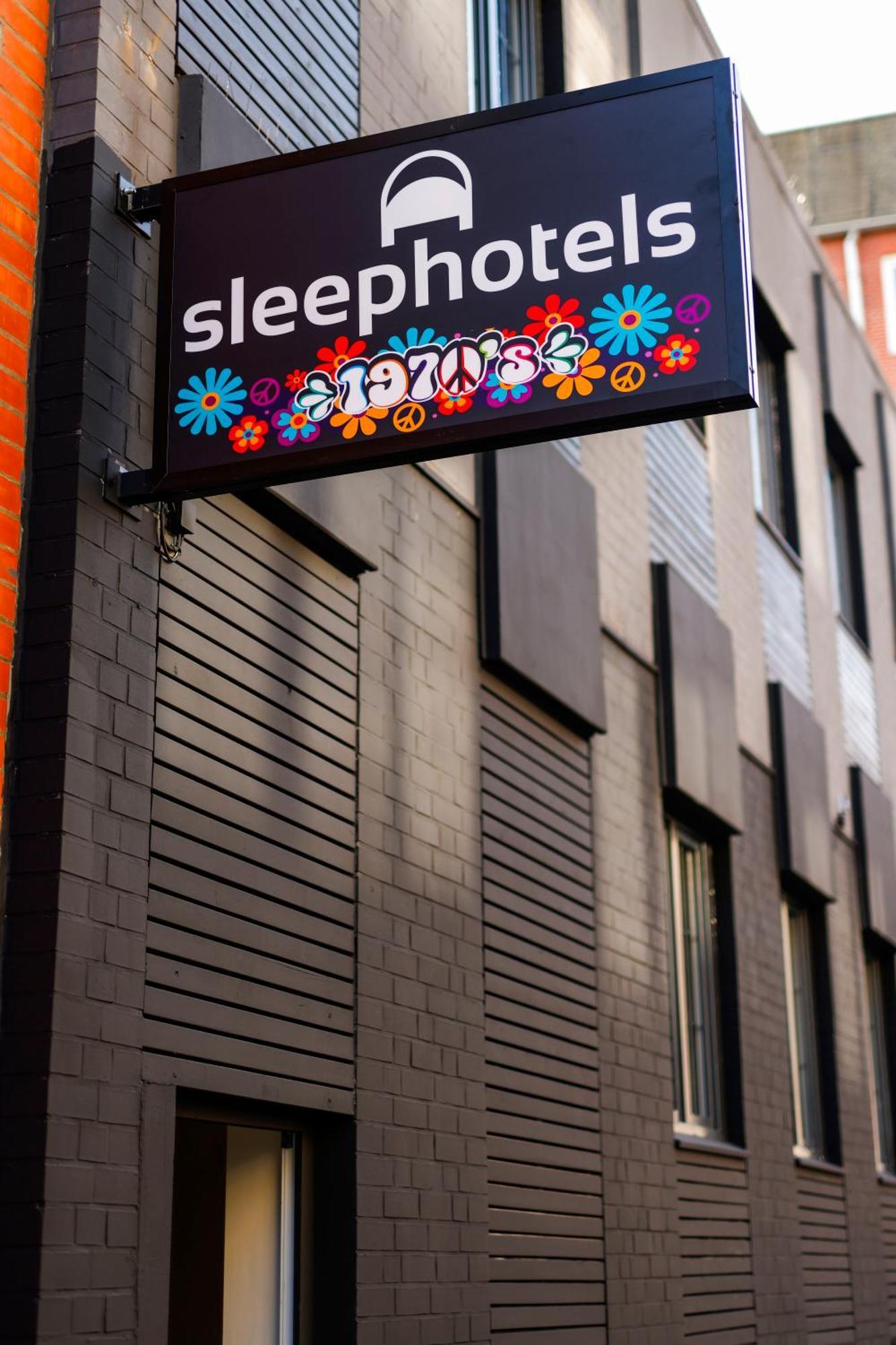 Sleephotels 1970s Hotel