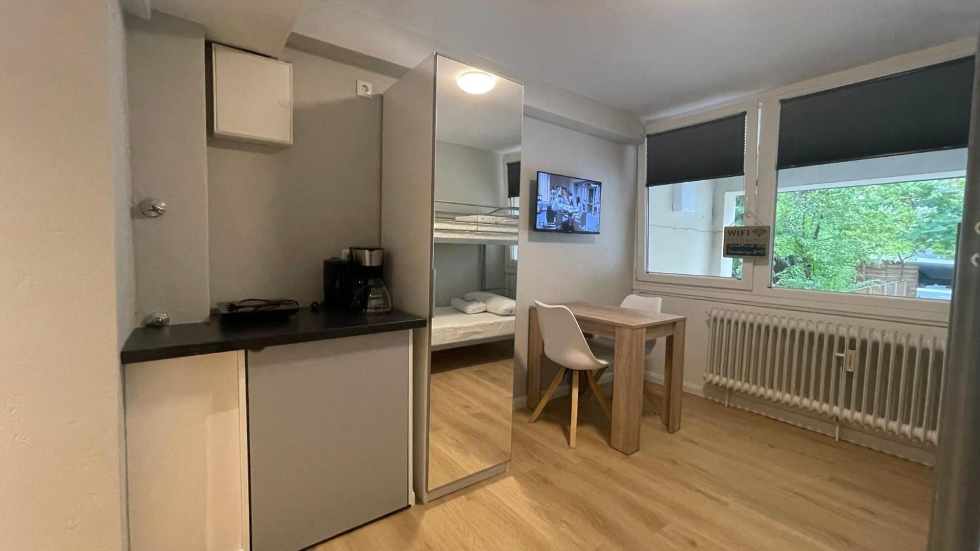 Suesses Kleines Und Zentrales Fuer Zwei Personen Mitten In Apartment Hamburg