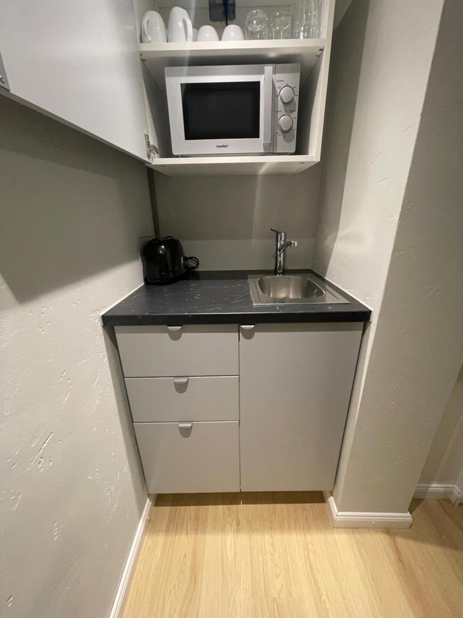Apartment Suesses Kleines Und Zentrales Fuer Zwei Personen Mitten In *
