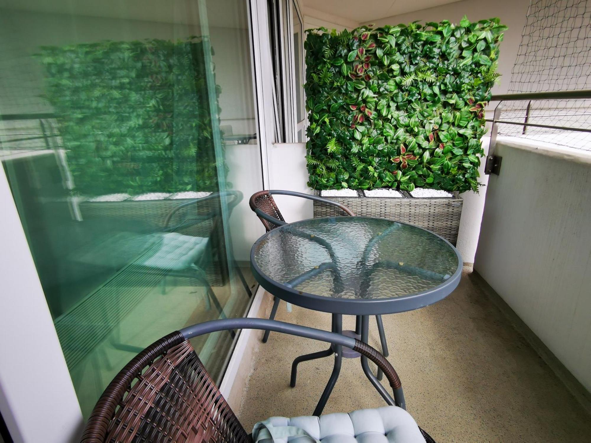 Hh 01 By Rockchair - Superhost Status - Modernes Mit Sonnigem Balkon & Premium Boxspringbetten In Winterhude - Geheimtipp Hamburg