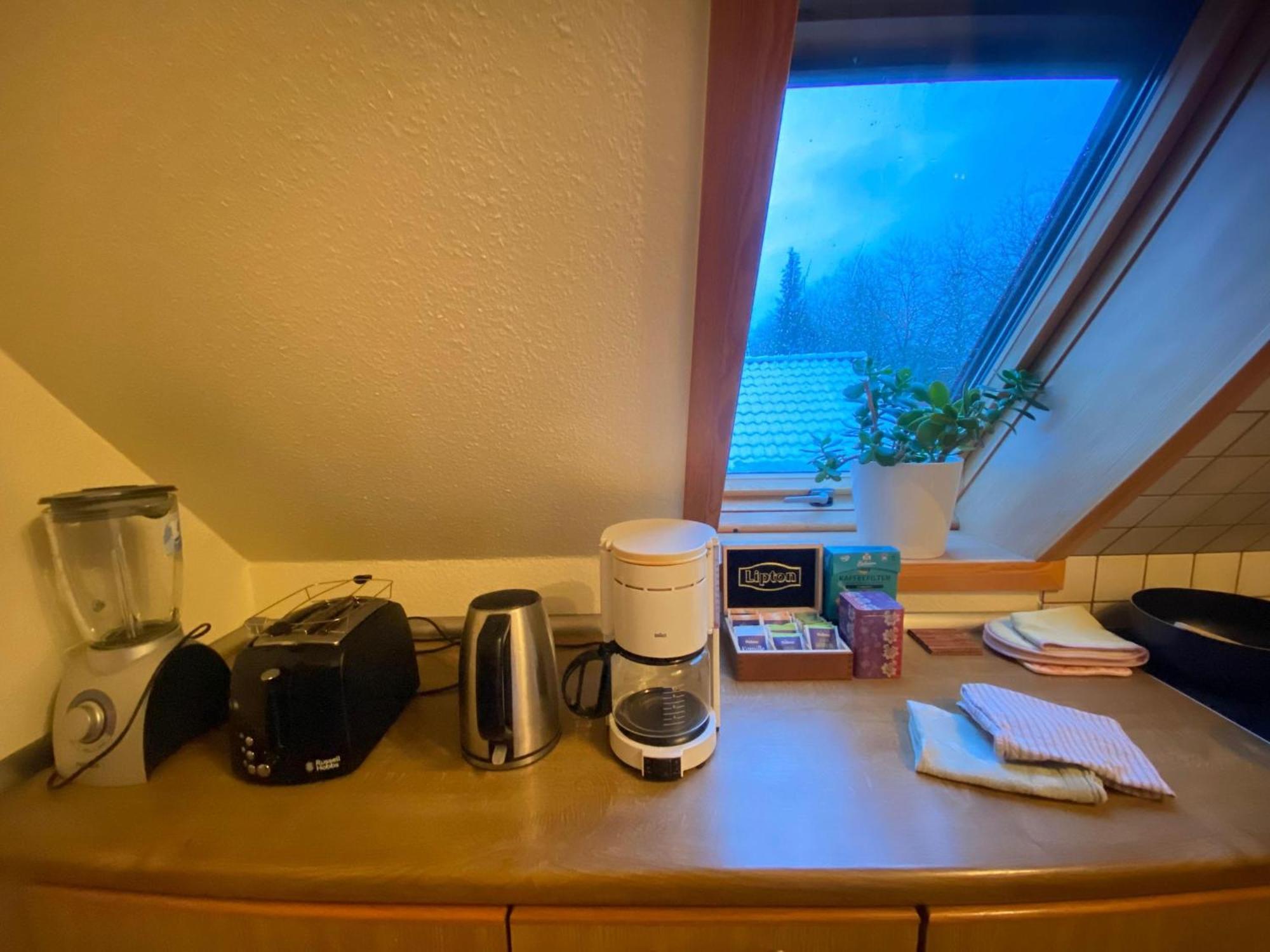 Gartenblick-oase: Obergeschosswohnung In Appartement *