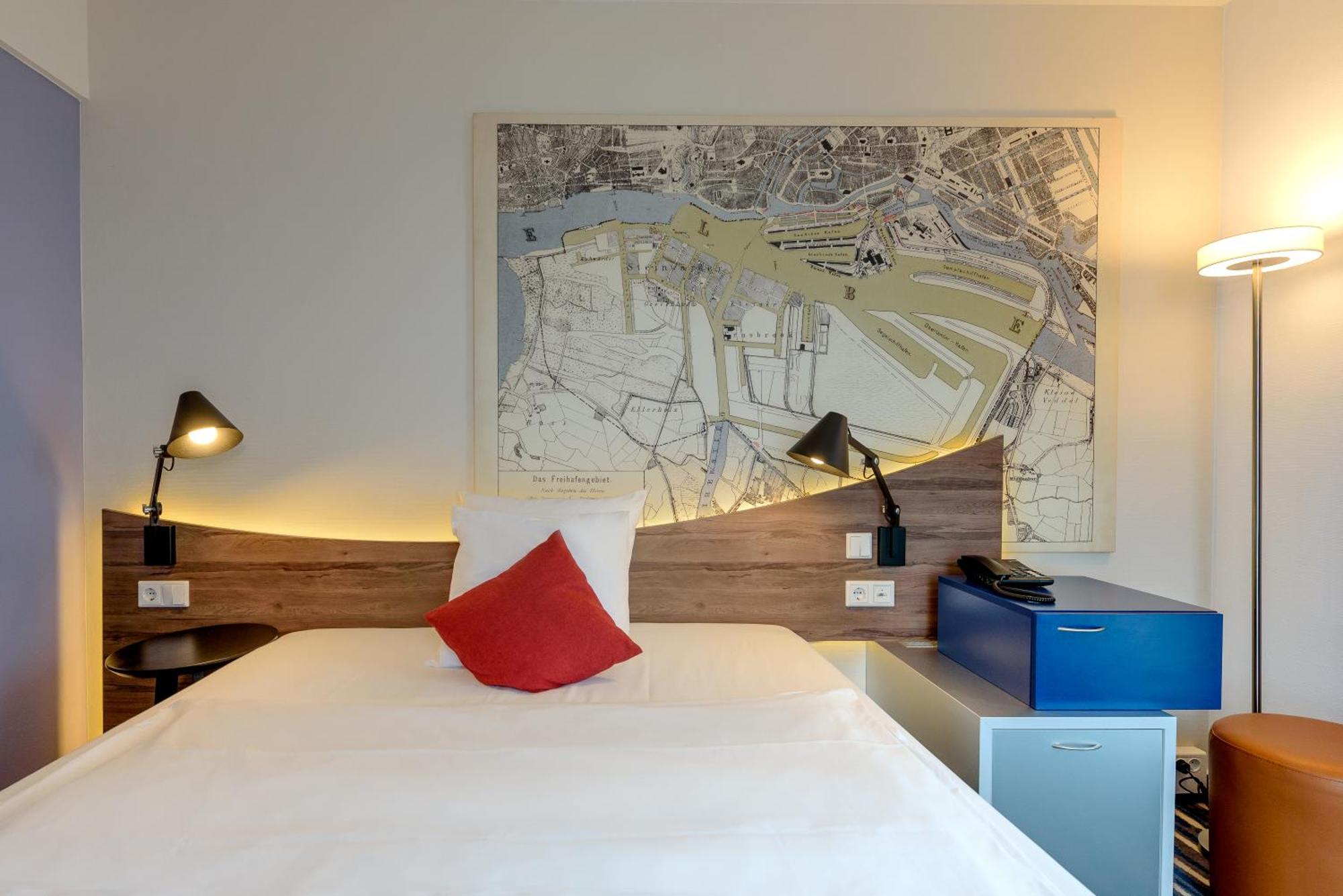 Hotel Mercure Mitte 4*