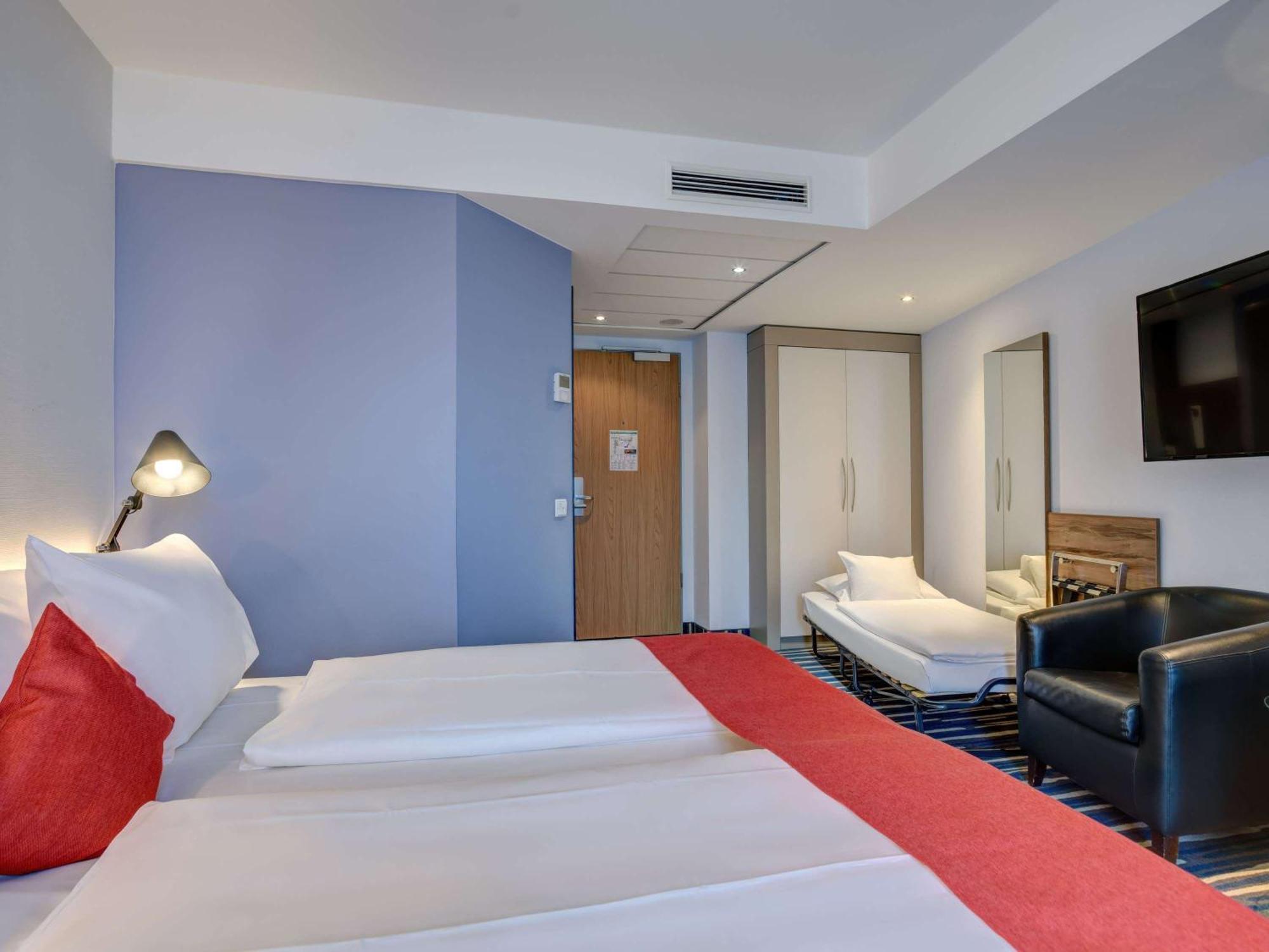 Mercure Mitte 4*