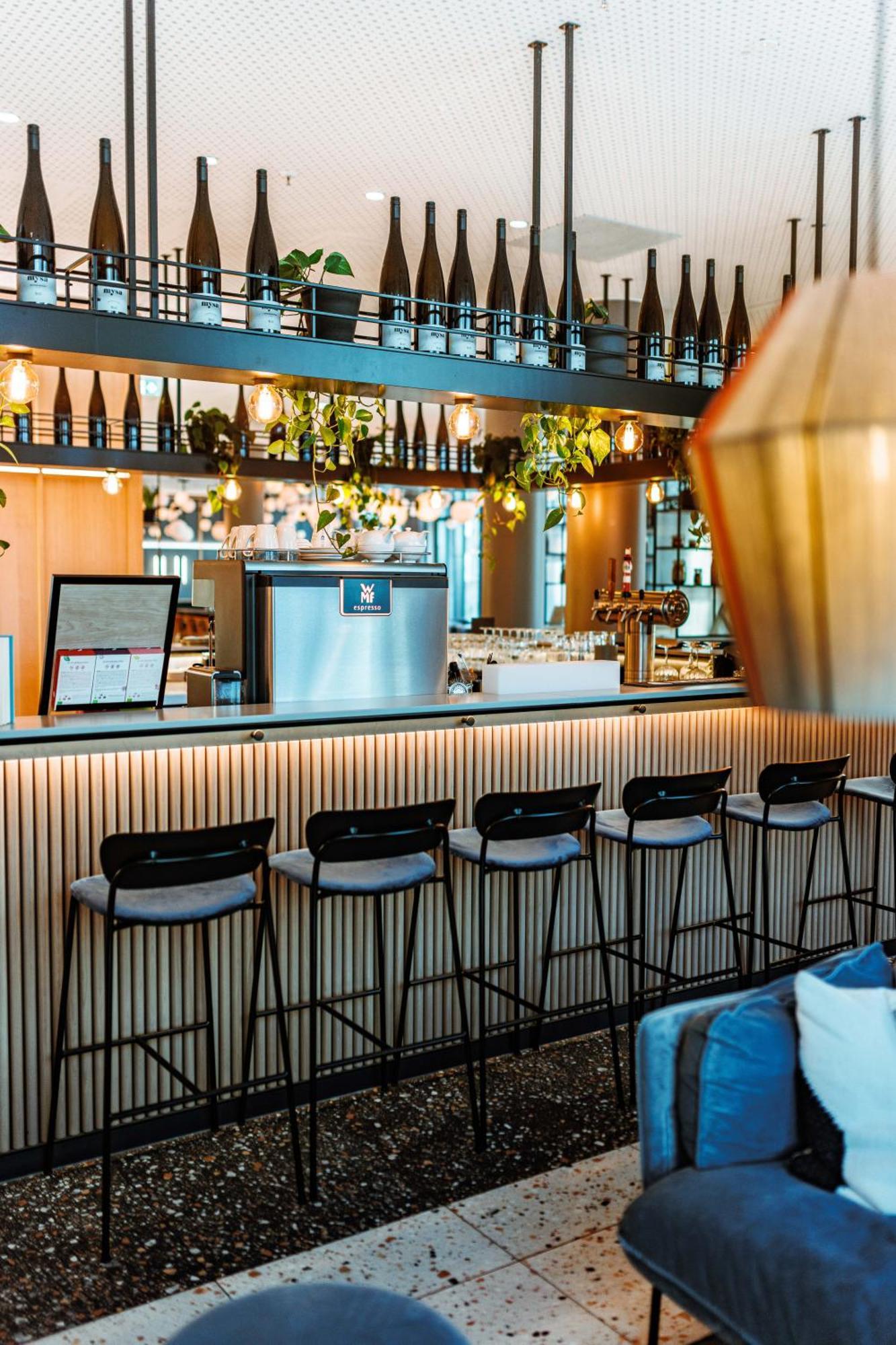 Novotel Station Hotel *