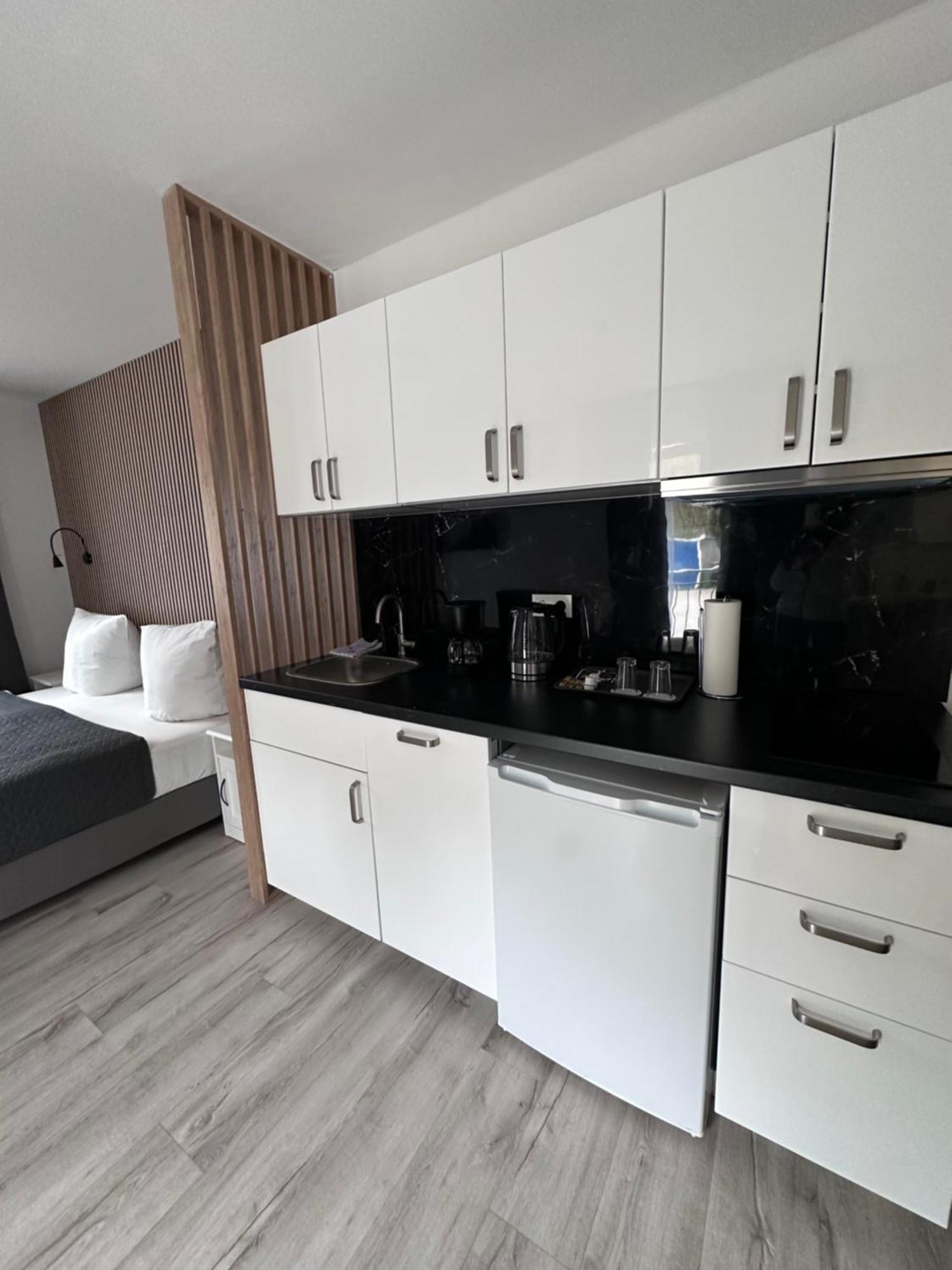 Lagom - An Der Barclays Arena Hamburg-Harburg