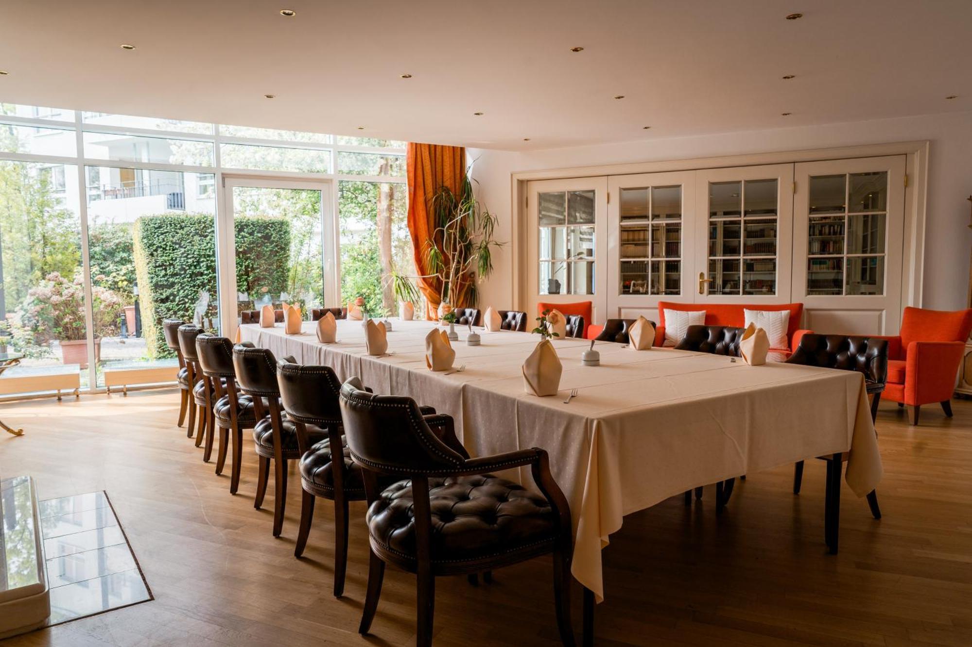 Aparthotel Newlivinghome Residenzhotel 4*