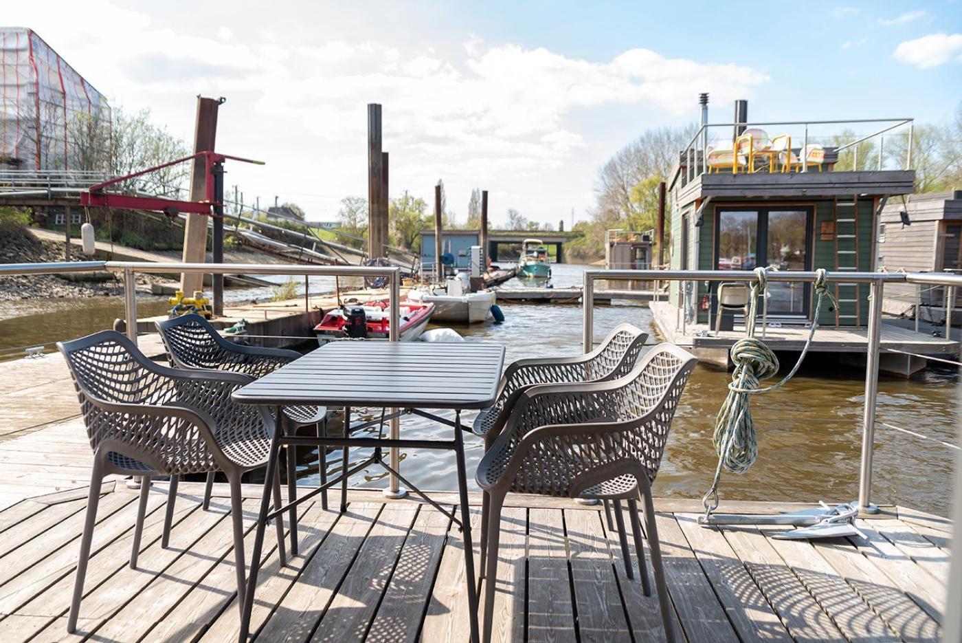 Botel Tolles Tiny-hausboot Marianne Mit Dachterrasse *
