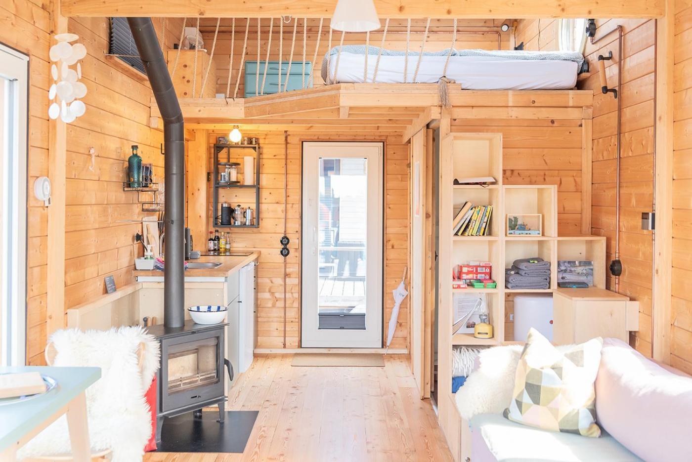 Tolles Tiny-hausboot Marianne Mit Dachterrasse Botel *