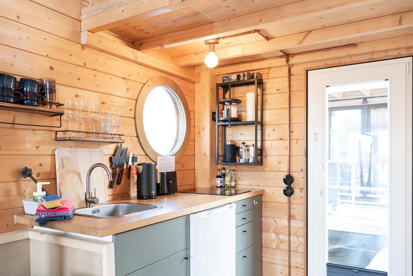 Tolles Tiny-hausboot Marianne Mit Dachterrasse Hamburg