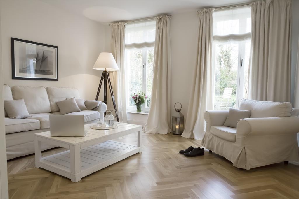 Von Deska - White House Hamburg-Harburg