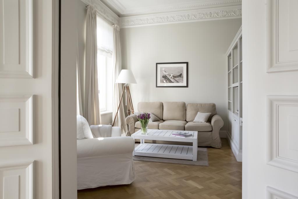 Von Deska - White House
