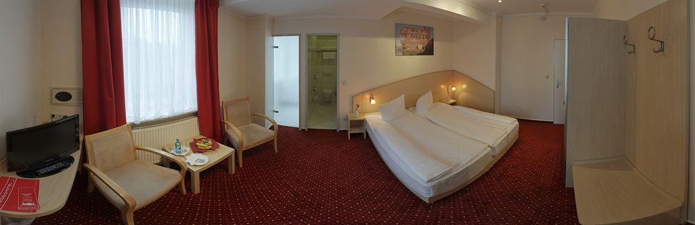 Plaza Moorfleet 3*