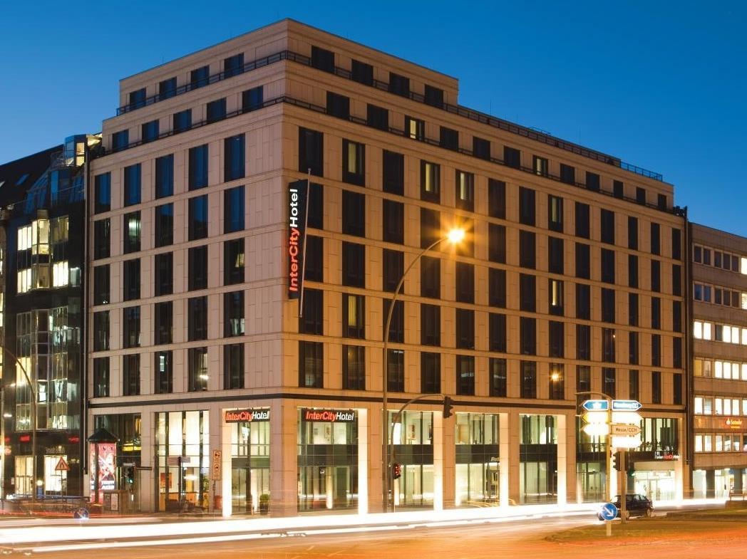 Intercityhotel Hauptbahnhof 4*
