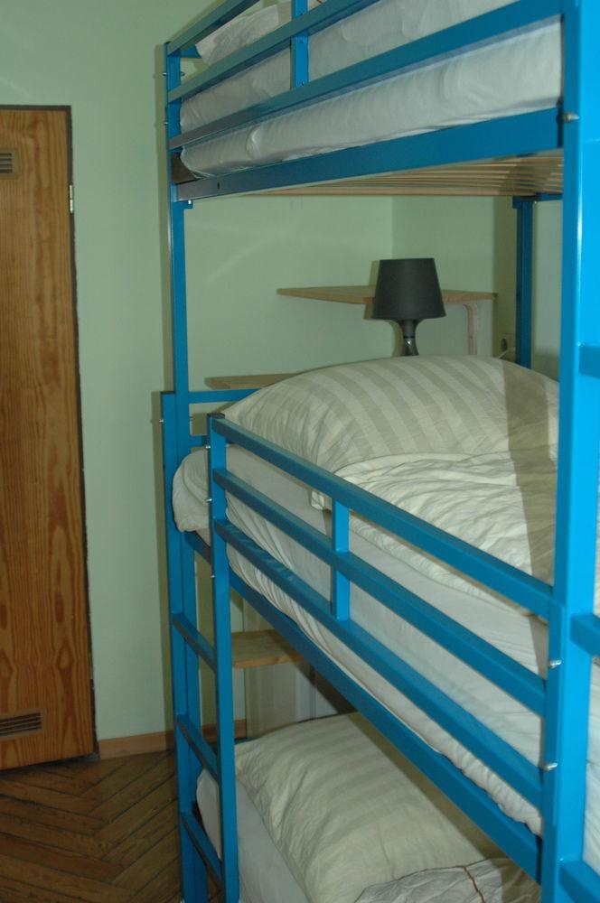 Buch-ein-bett *