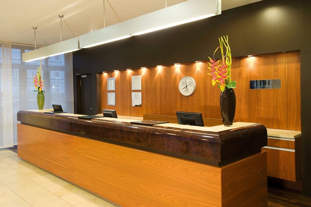 Hotel Nh Altona 4*