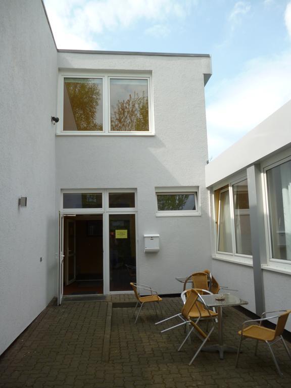 Bergedorf Haus 9 *