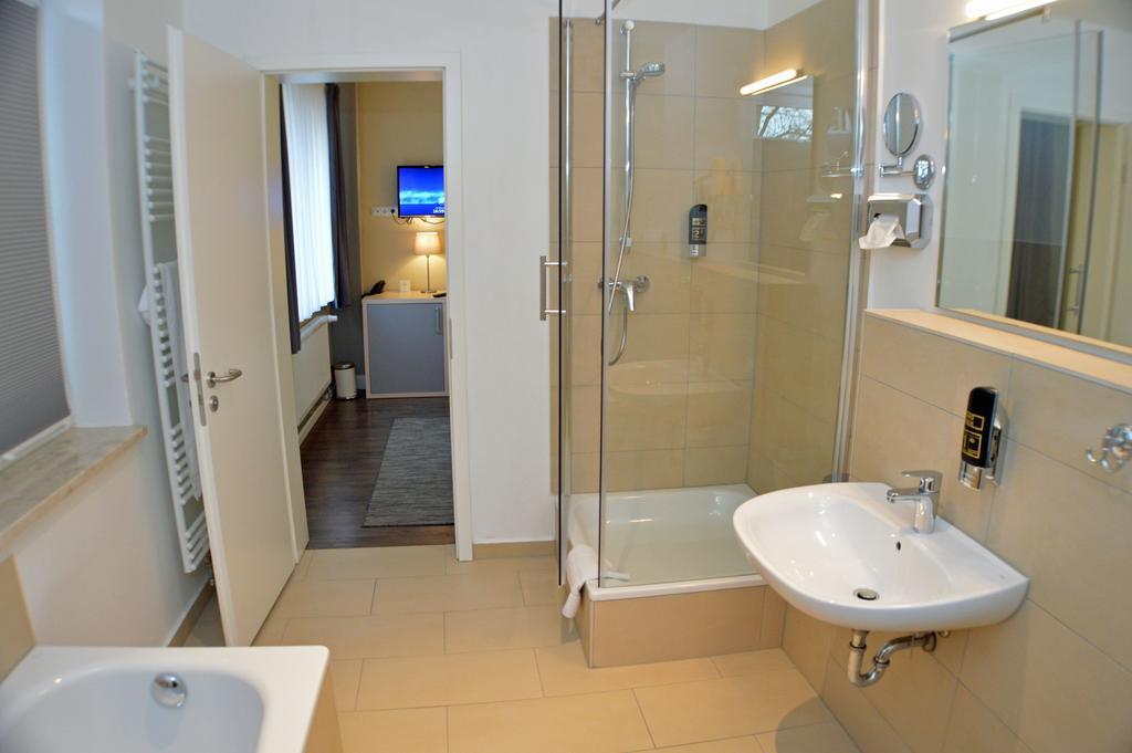 Jeta Hotel 3*