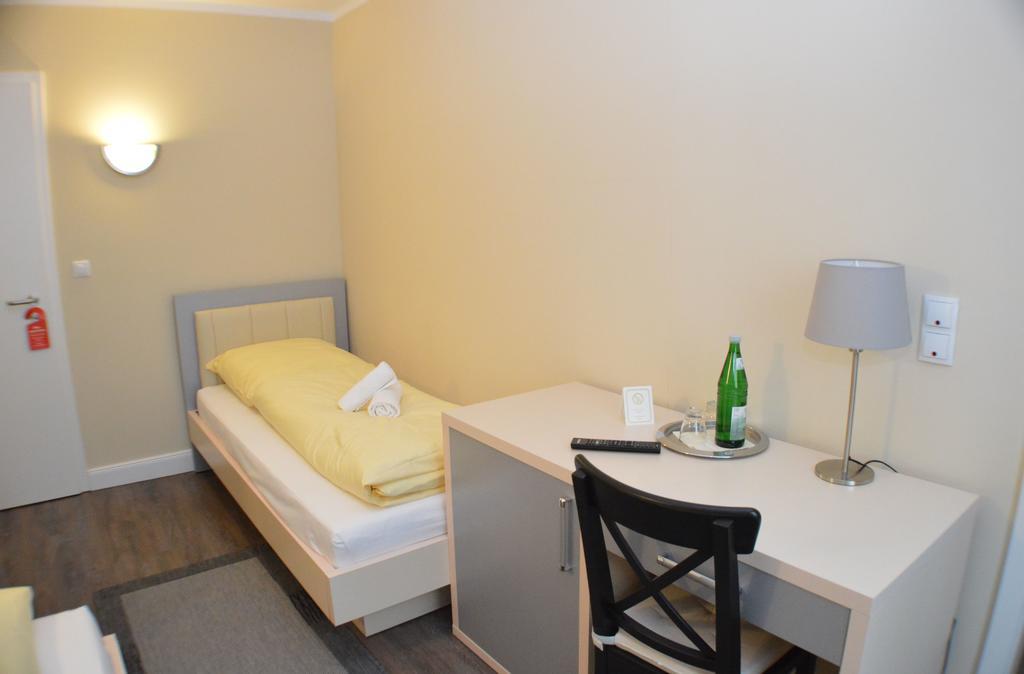 Jeta Hotel 3*