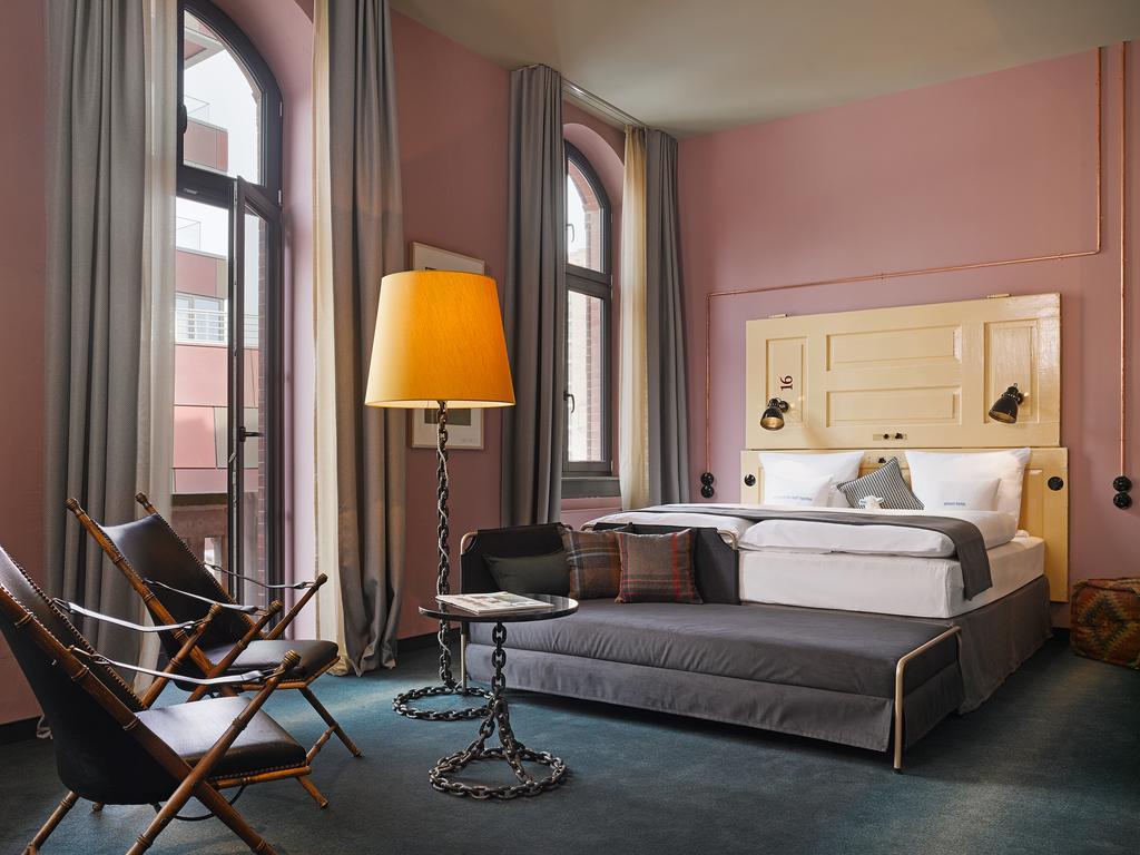 25hours Altes Hafenamt Hotel