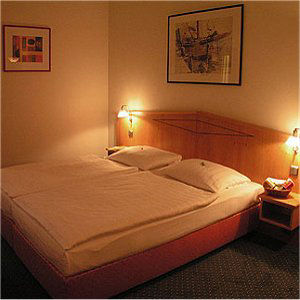 Hotel Panorama Hamburg-harburg 4*