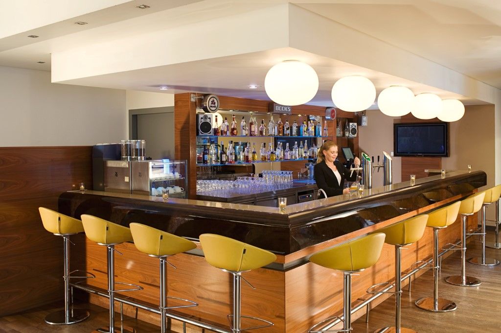 Hotel Nh Altona 4*
