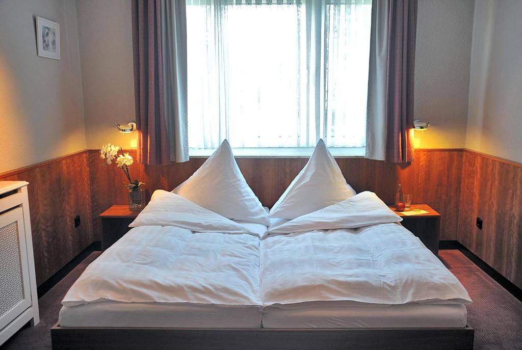 Und 'kastanie' 3* Hamburg-Harburg