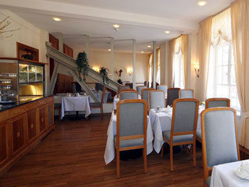 Fuerst Bismarck 3*