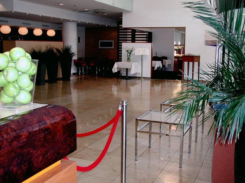 Hotel Nh Altona 4*