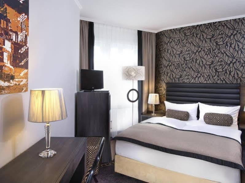Hotel Park Am Berliner Tor 4*