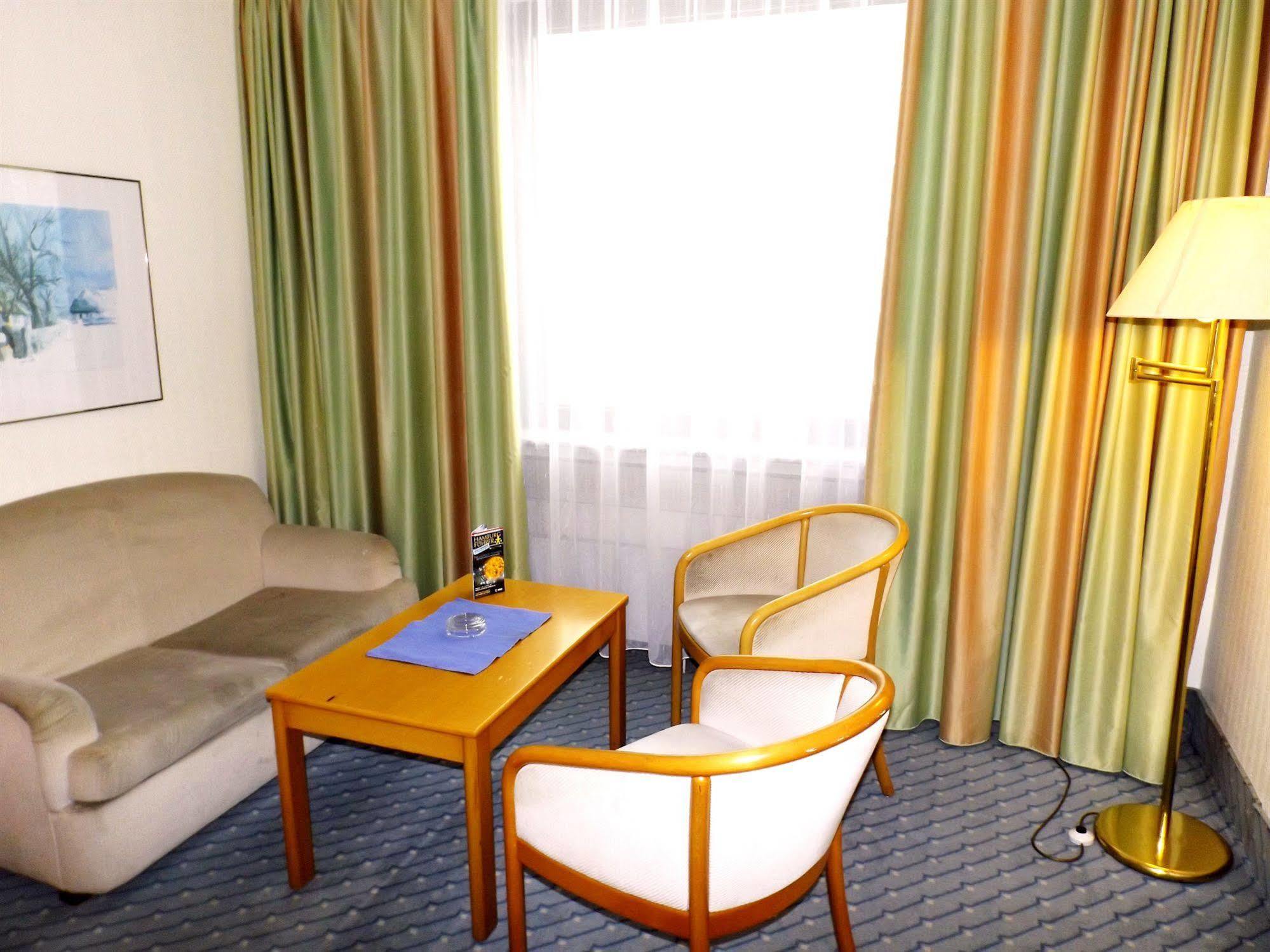 A1 Raststaette & Hamburg-stillhorn Motel 2*