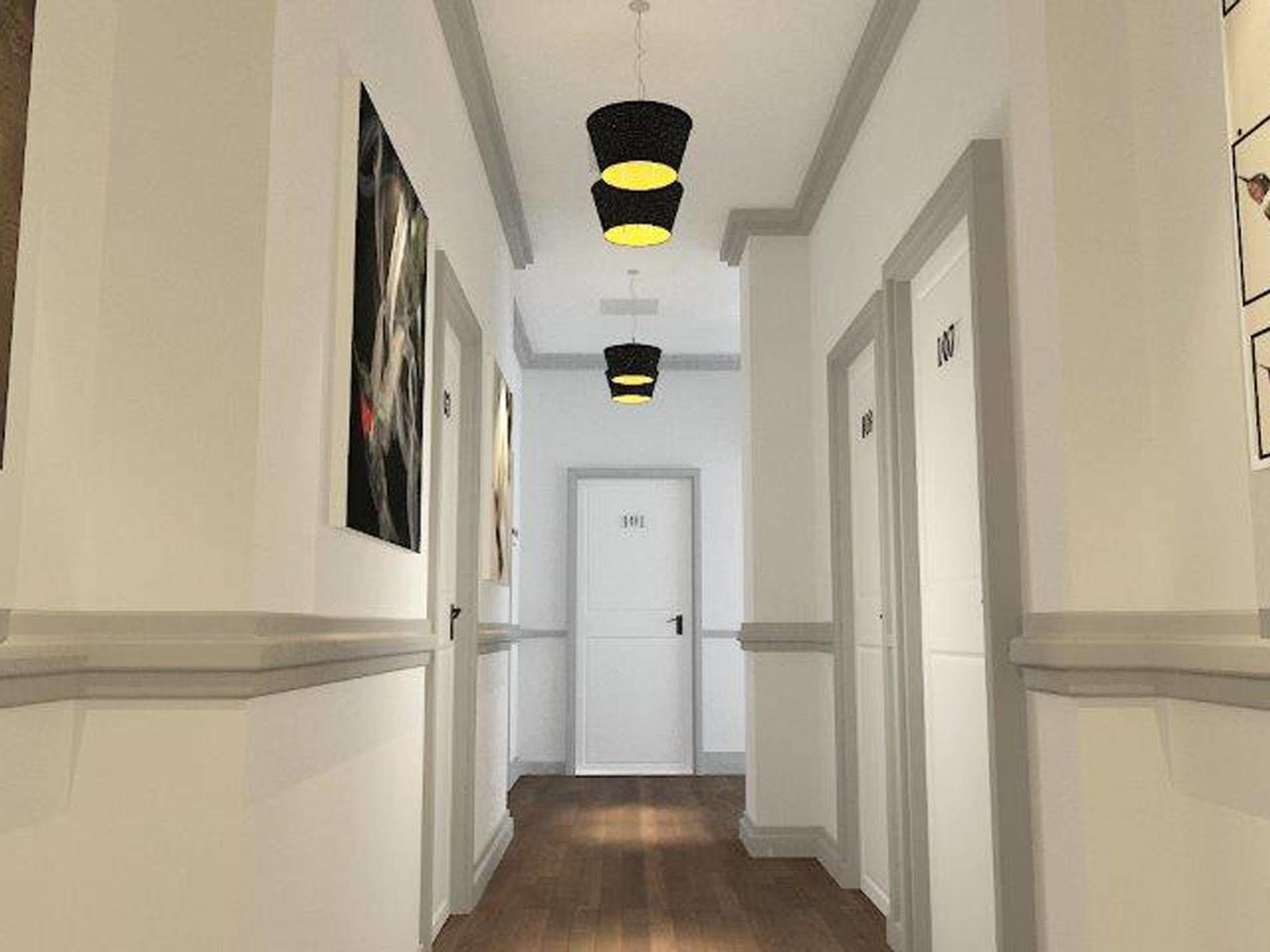 Apartment Phoenix By Centro Basic